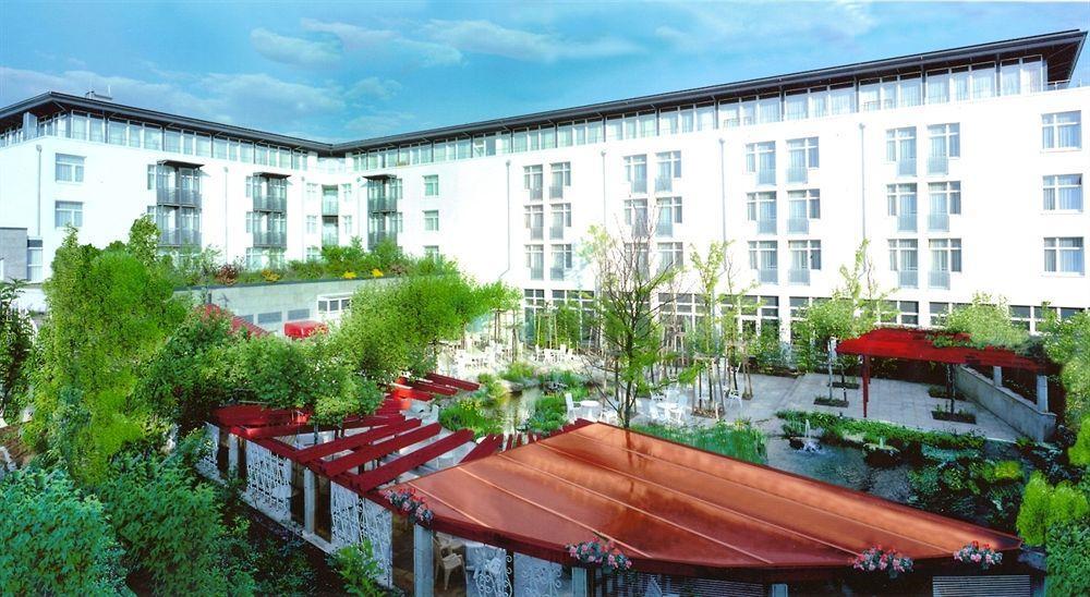 Hotel La Strada Kassel Exterior photo